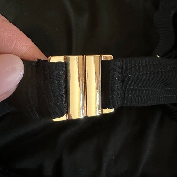 NWT Charmo Scalloped Ribbed One Piece Swimsuit Size Small - Picture 5 of 16